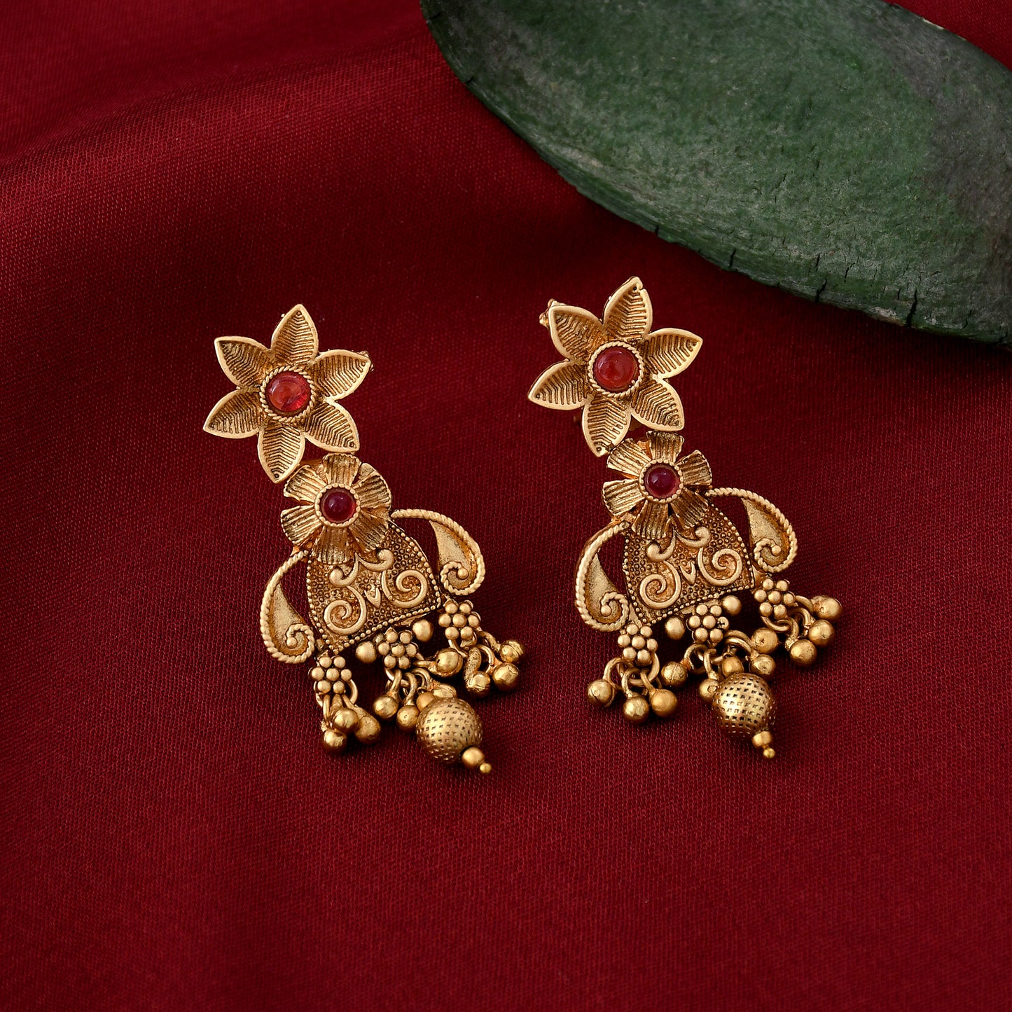 Antique Necklace Set