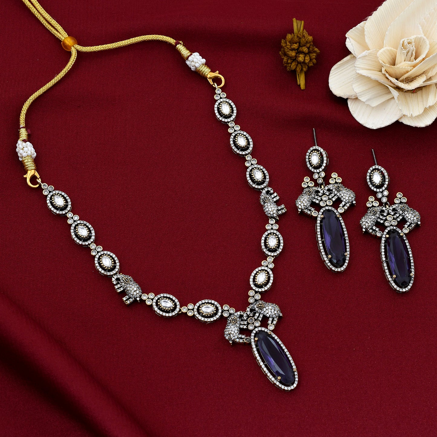 Victorian Necklace Set