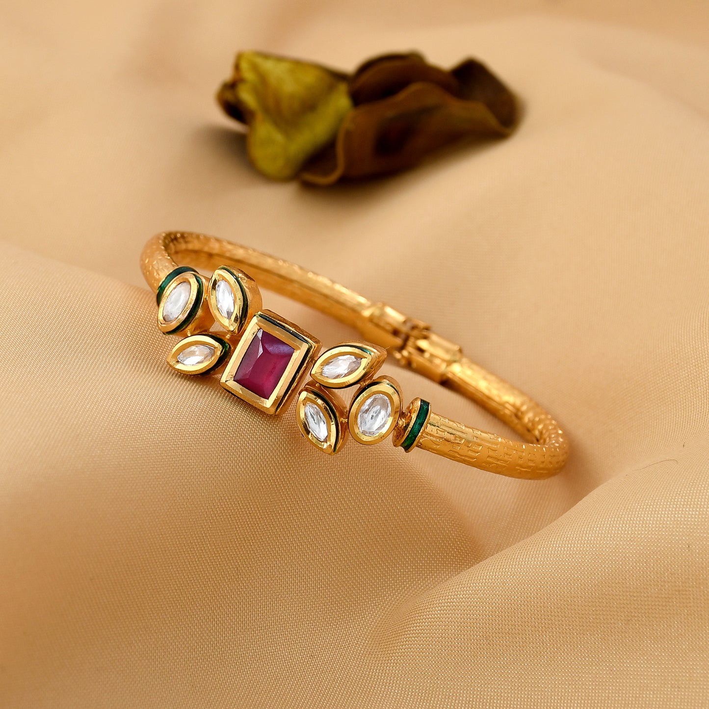 Openable Kundan Bracelet