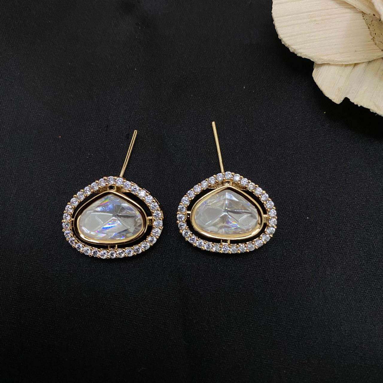 Single Stone Kundan Polki Pendant Set