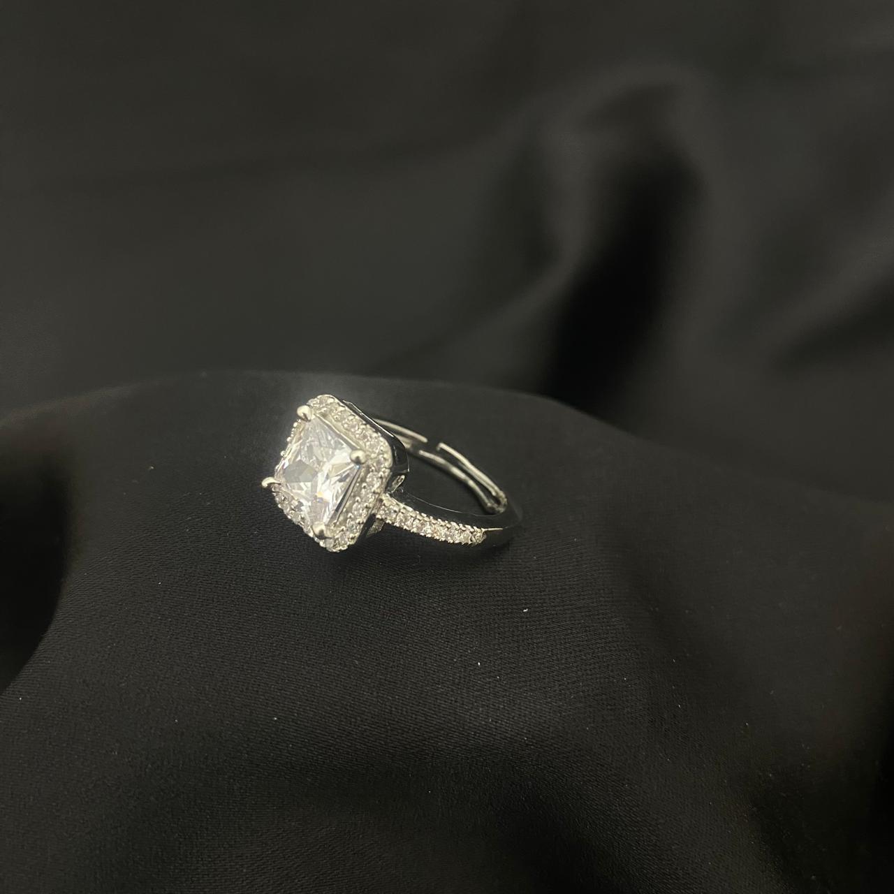 Princess Cut Design 925 Sterling Silver Ring