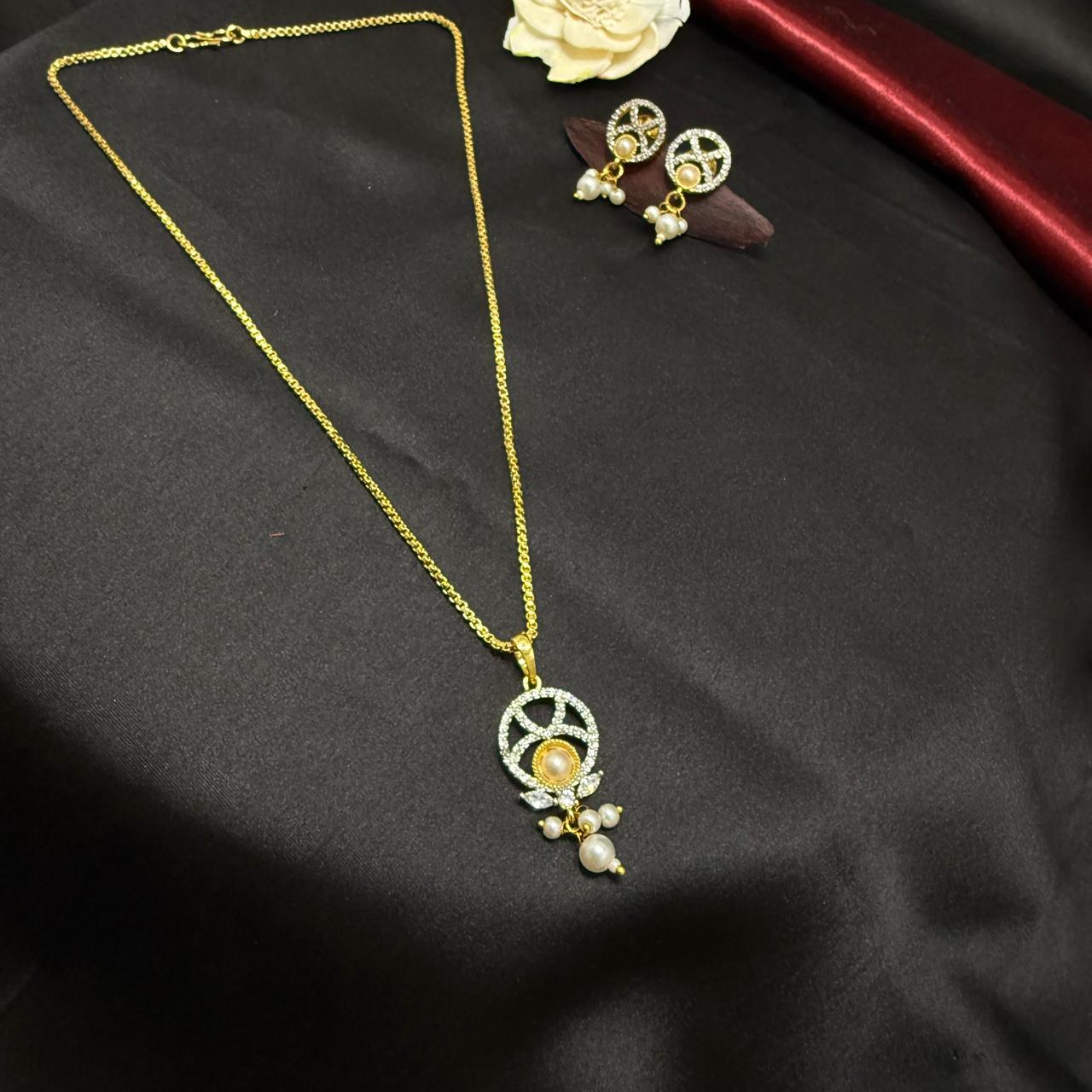 Pear Zircon Gold Plated Pendant Set