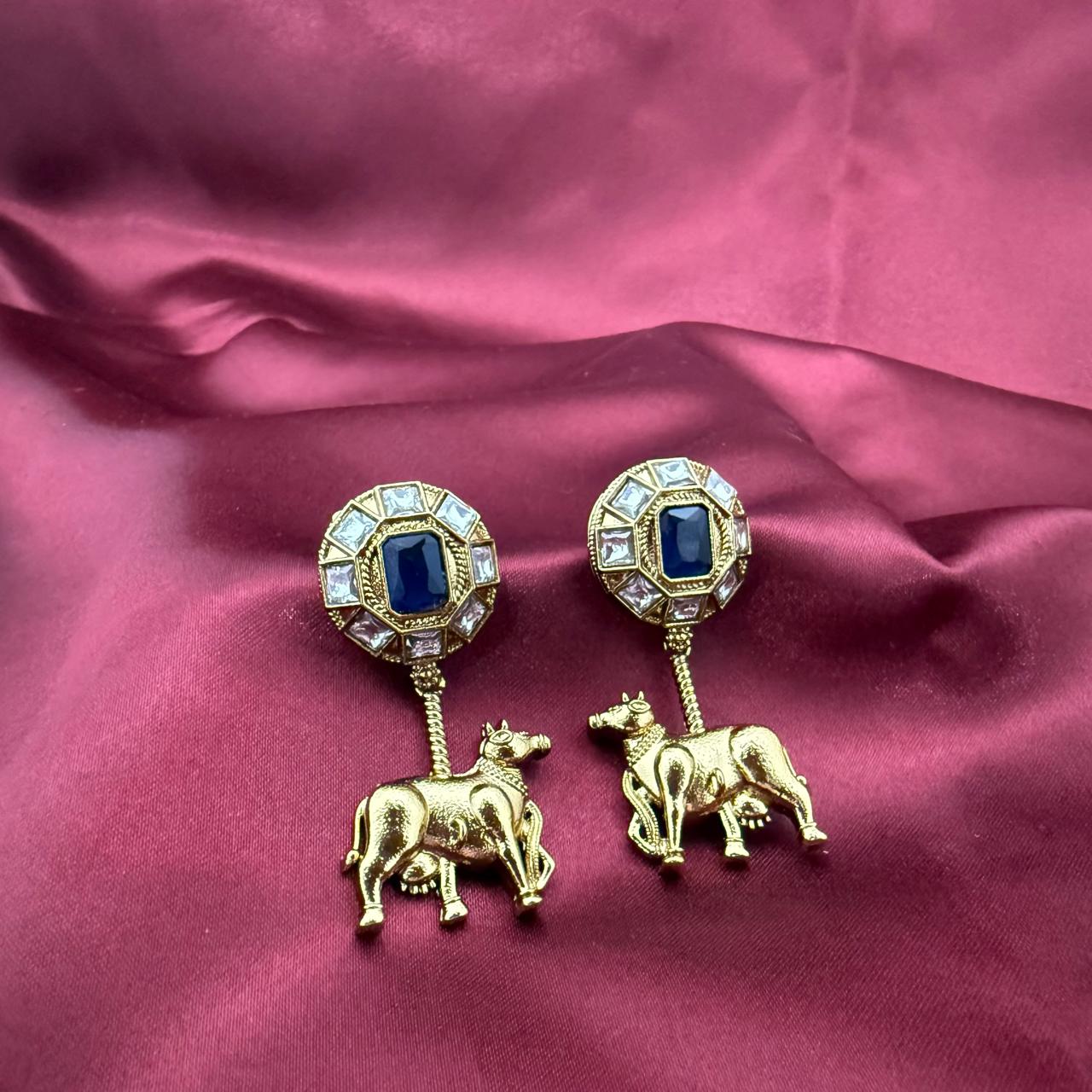 Exclusive Hoops Earrings