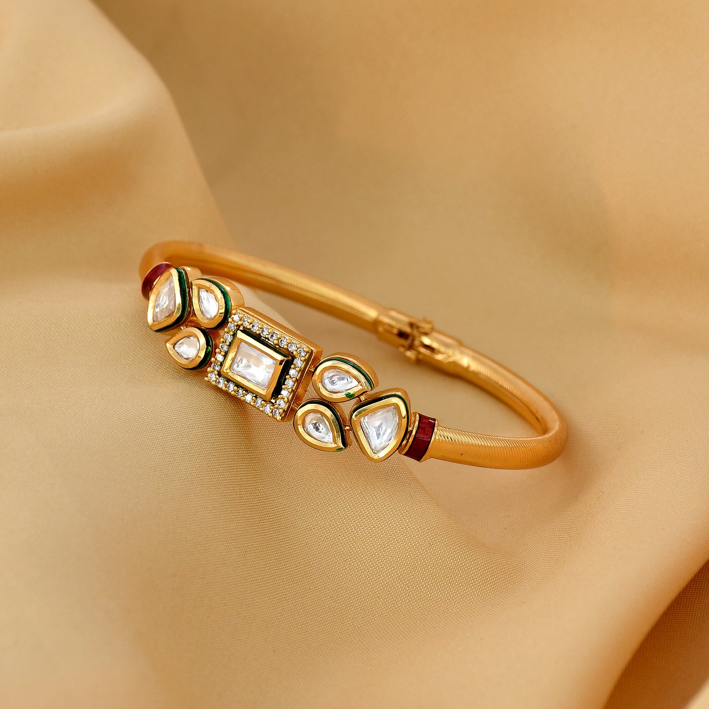 Kundan Bracelet With Meenakari Work