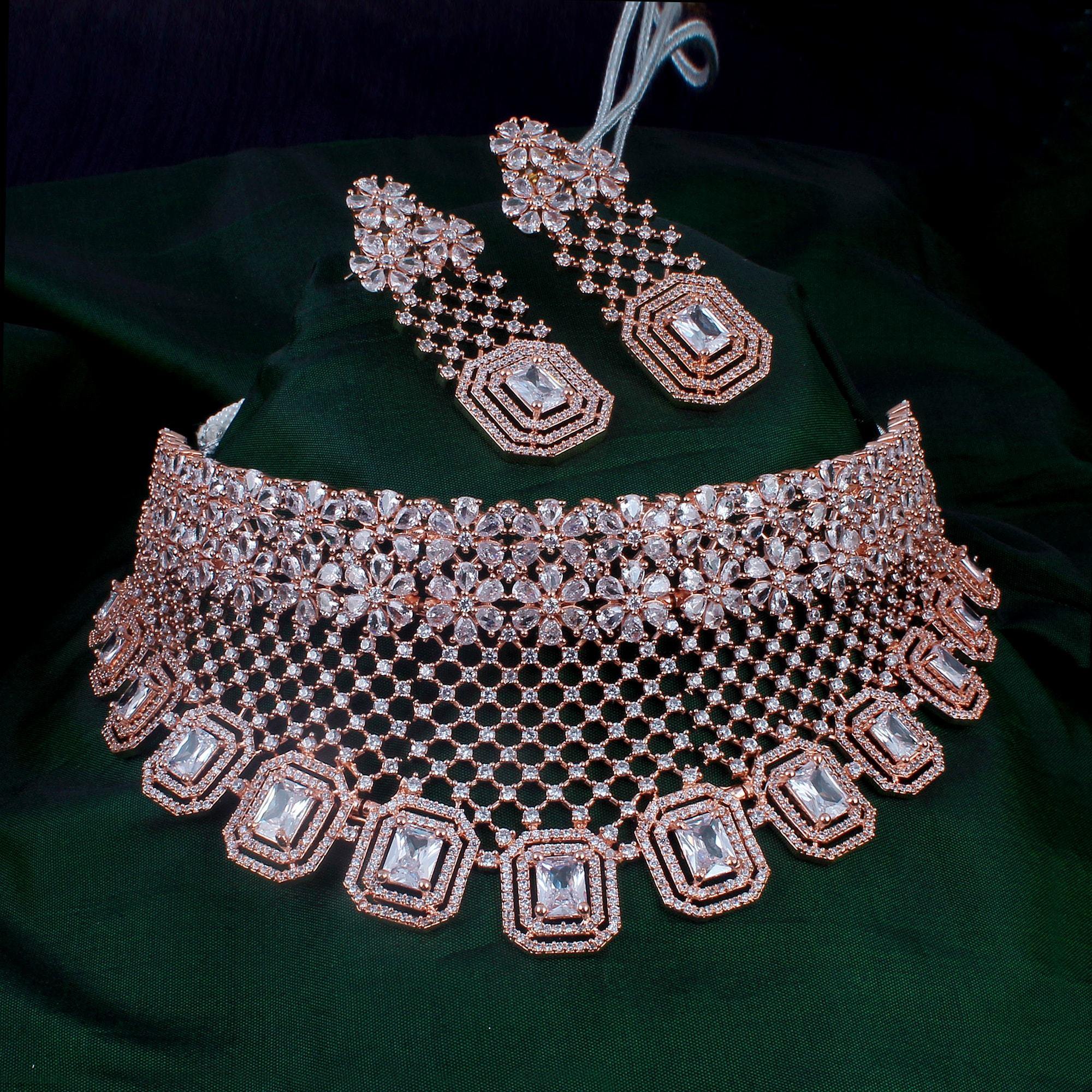 7-Ways To Style Light Weight Jewellery this Festive Season - Rebaari Jewels