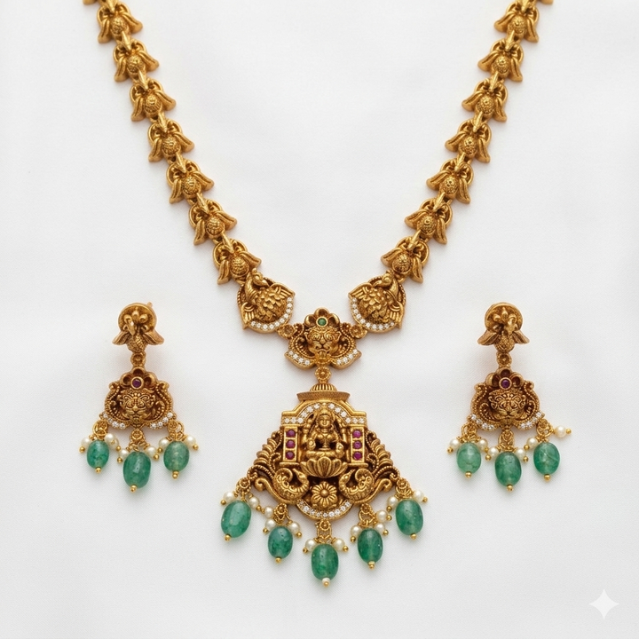 Antique South Indian Necklace Set