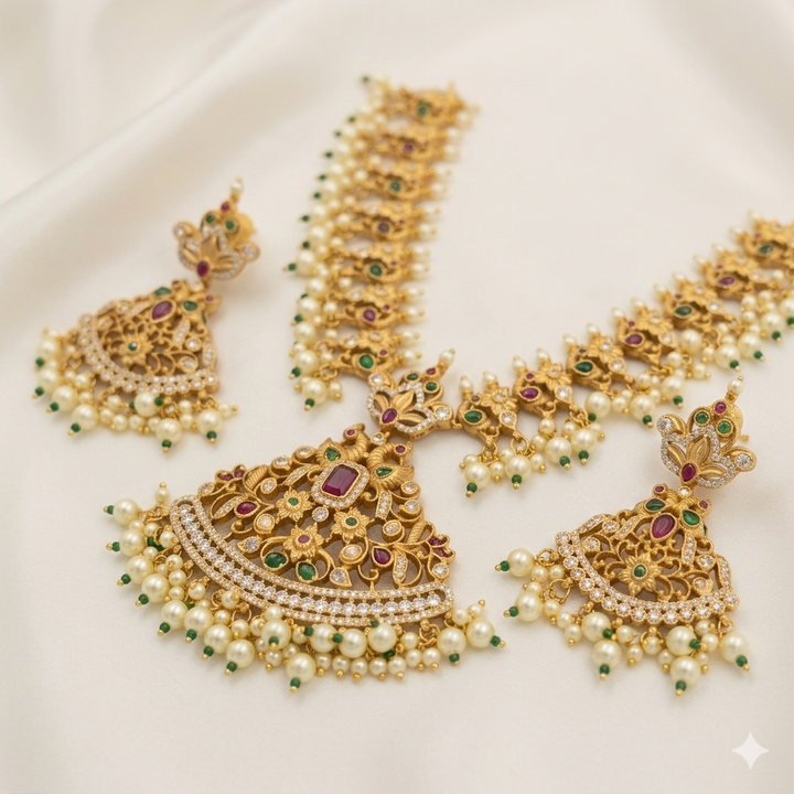 Traditional Gold-Plated Pearl Necklace Set