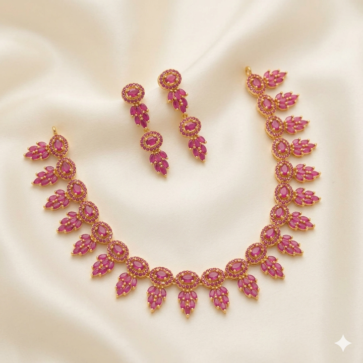 Flower Design Stones Necklace Set
