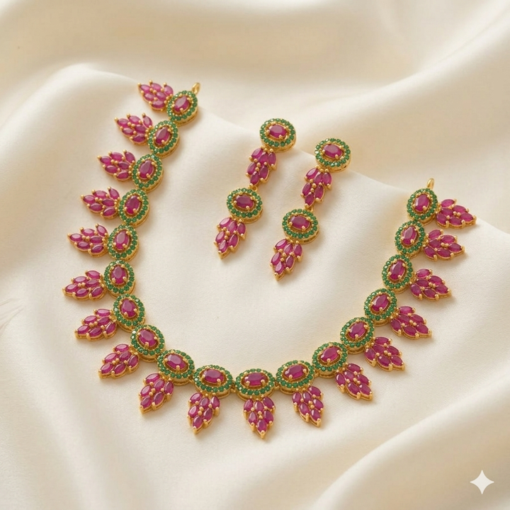 Flower Design Stones Necklace Set