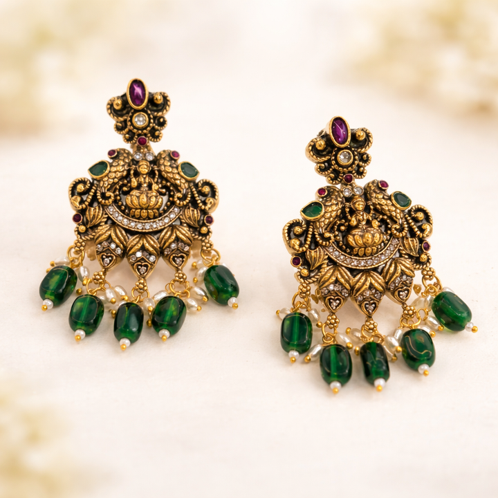 Antique  Pendant Necklace Set