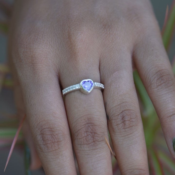 Classic Heart Design 925 Sterling Silver Ring