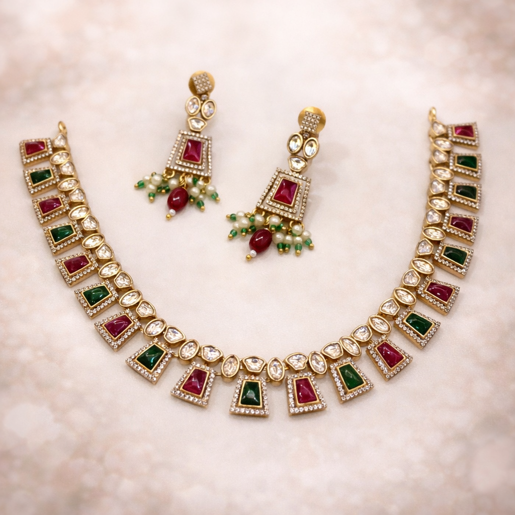 Red-Green Antique Necklace Set