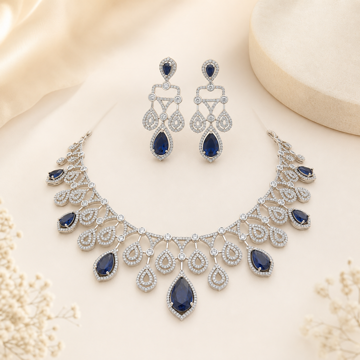 Emerald Pear Shape Necklace Set