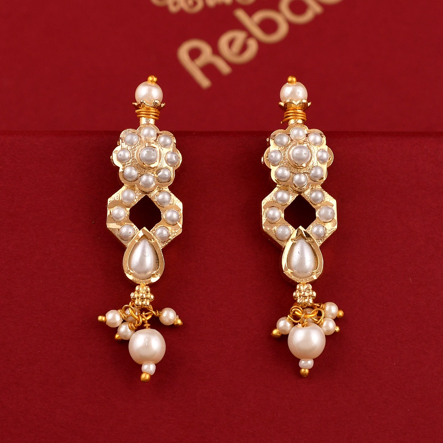 Dazzling Gold Plated Jadau Necklace Set