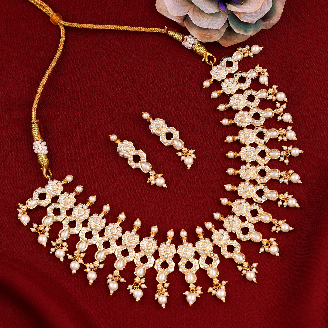 Dazzling Gold Plated Jadau Necklace Set