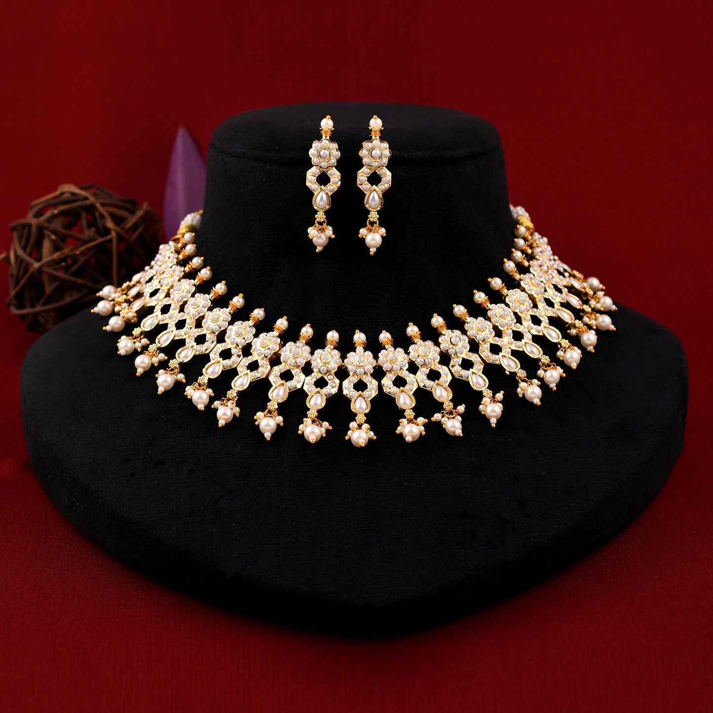 Dazzling Gold Plated Jadau Necklace Set