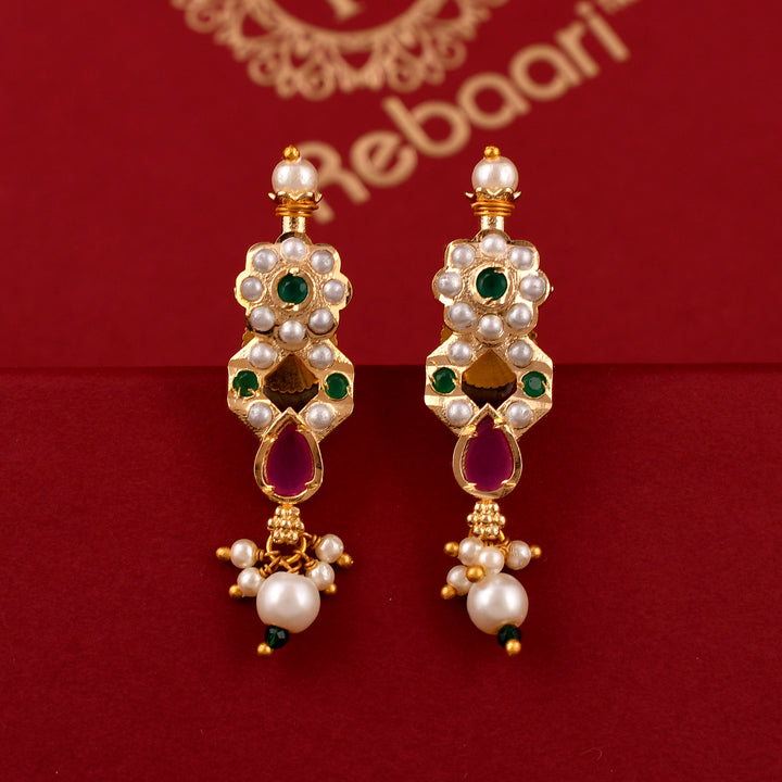 Dazzling Gold Plated Jadau Necklace Set