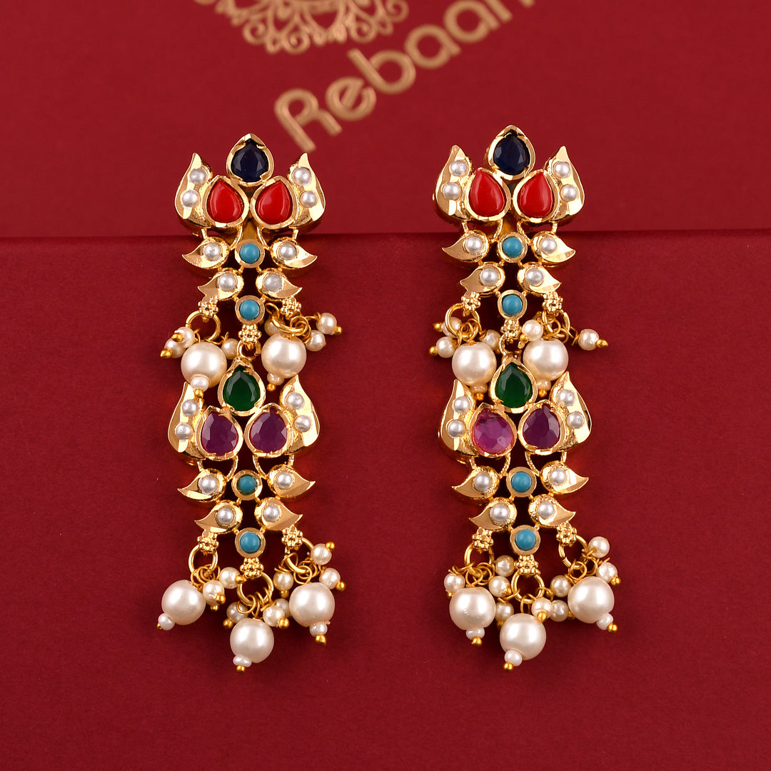 Delicate Jadaau Necklace Set