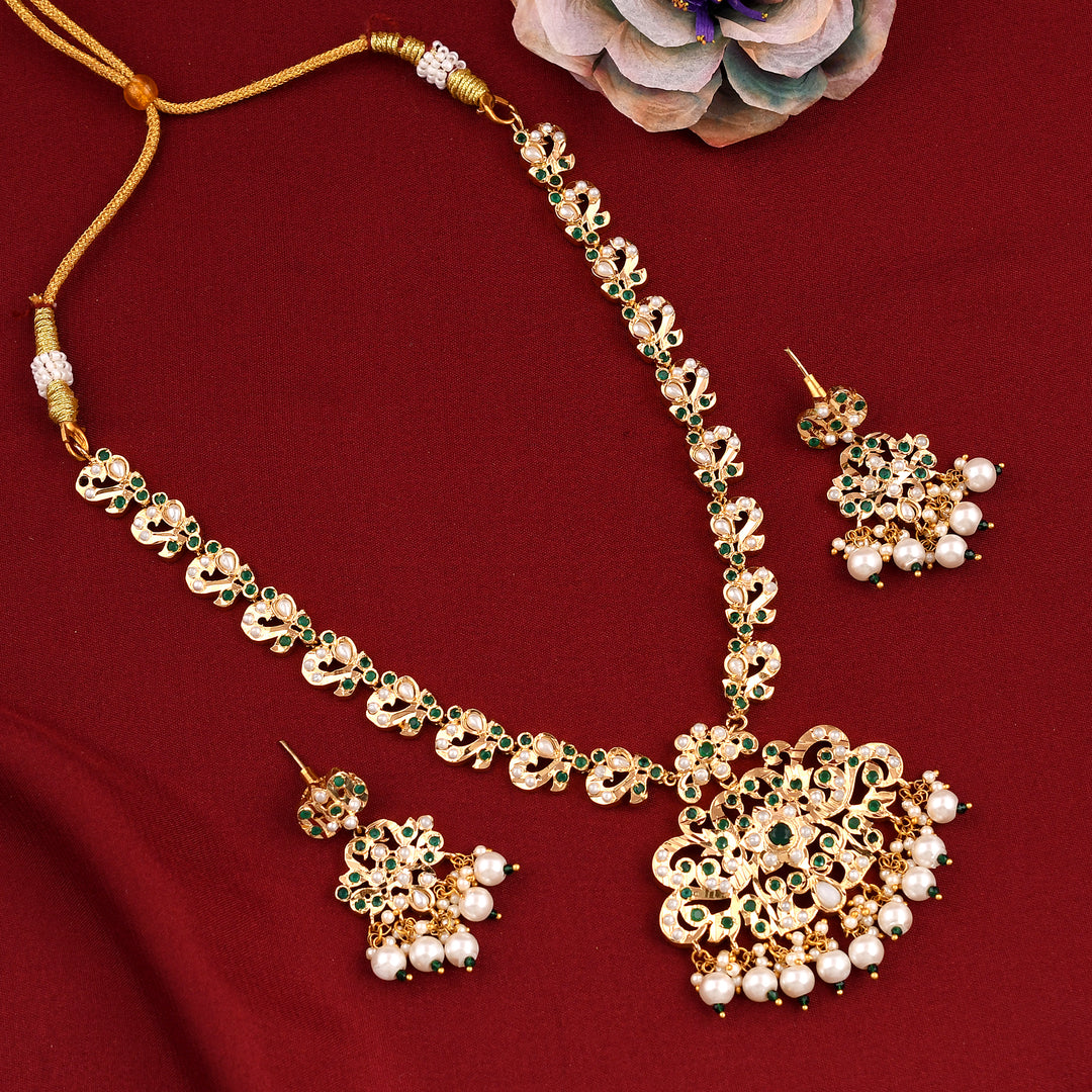 Classic Jadaau Necklace Set