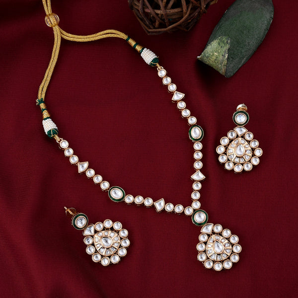 Beautiful Kundan Polki Necklace Set