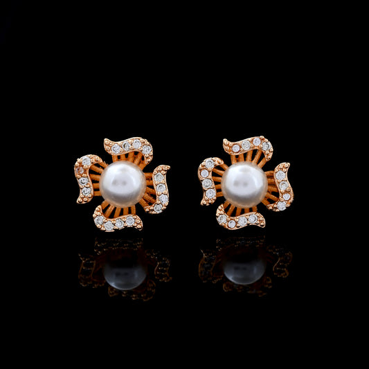 Beautiful Pearl Exclusive Diamond Studs