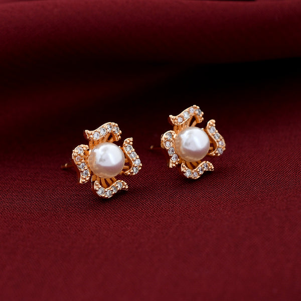 Beautiful Pearl Exclusive Diamond Studs