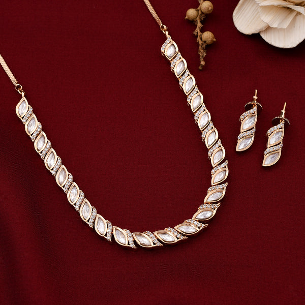 Leaf Design Kundan Necklace Set