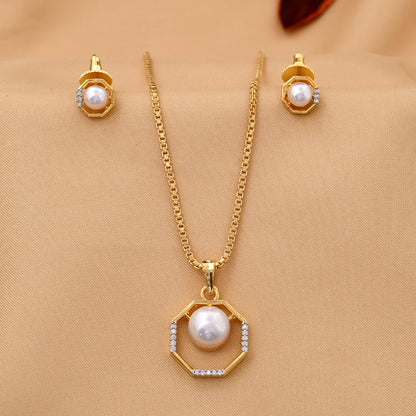Pearl Design Zircon Pendant Set - Main Image