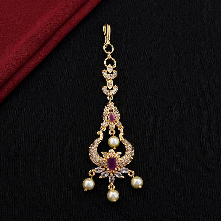 Gold Polished Pearl Maang Tikka