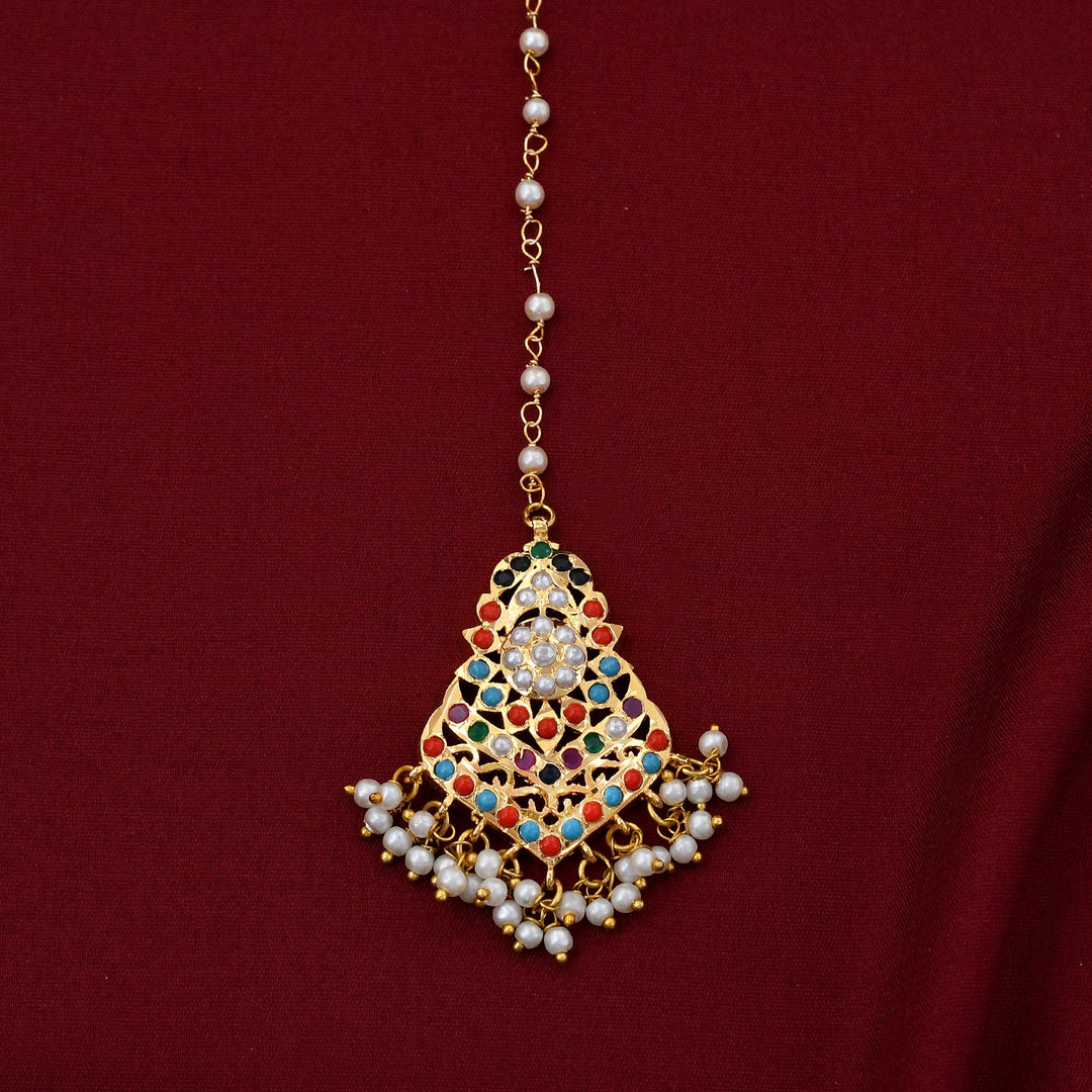 Navratna Jadaau Necklace Set