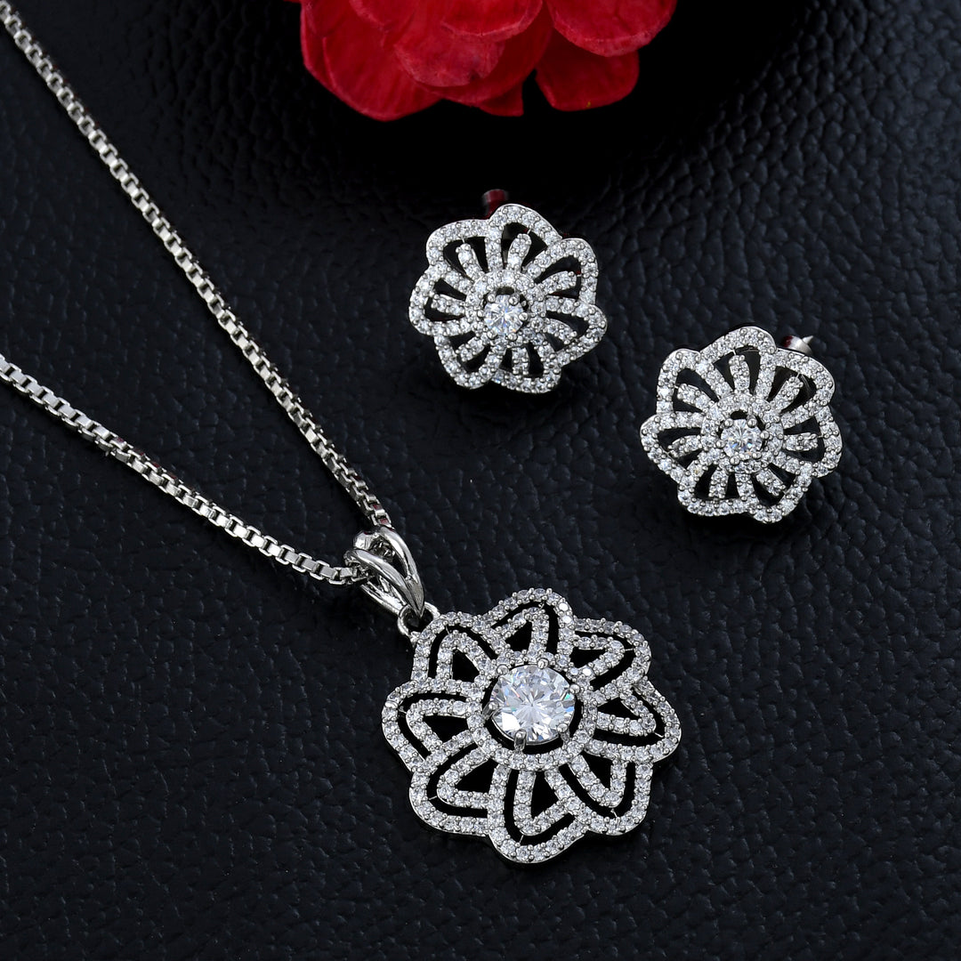 Beautiful Zircon Pendant Set
