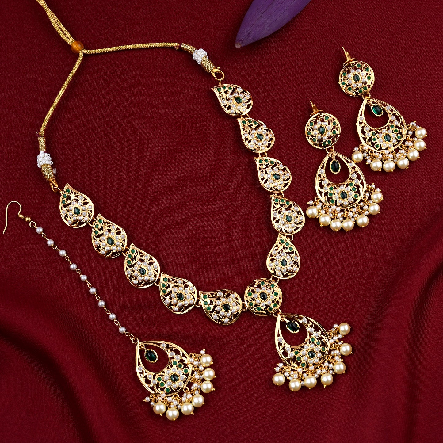 Designer Gold Plated Jadaau Necklace Set