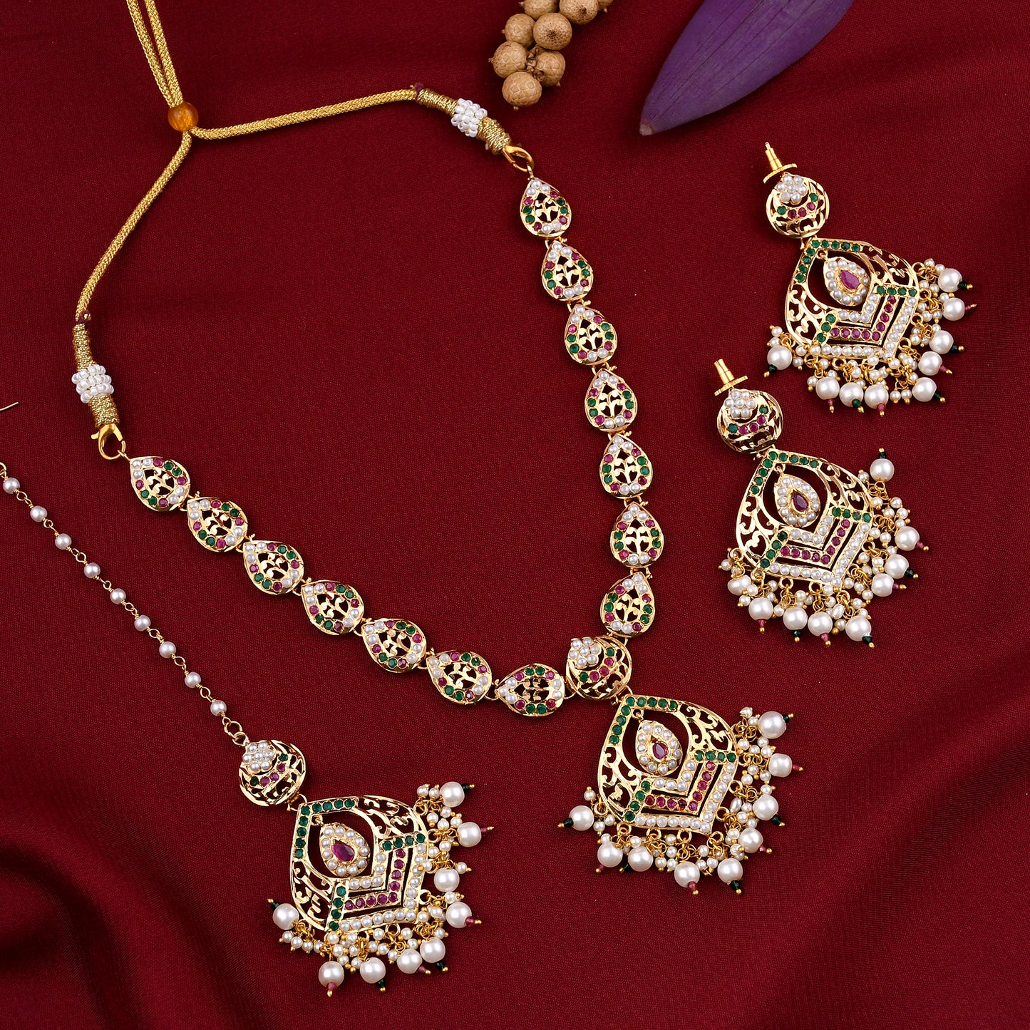 Gold Plated Jadaau Necklace Set