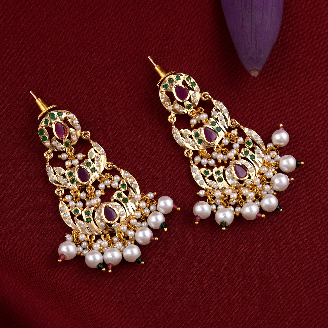 Elegant Gold Plated Jadaau Necklace Set