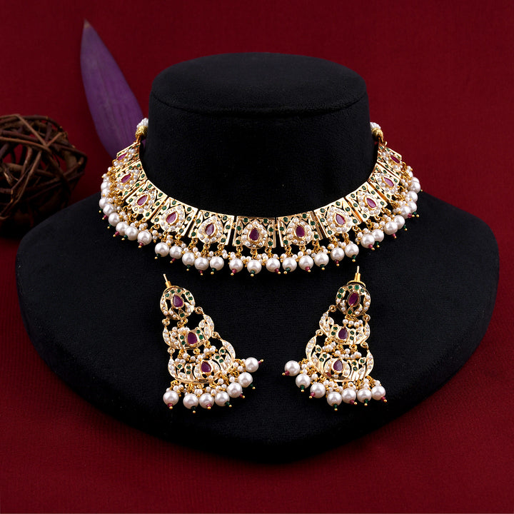 Elegant Gold Plated Jadaau Necklace Set