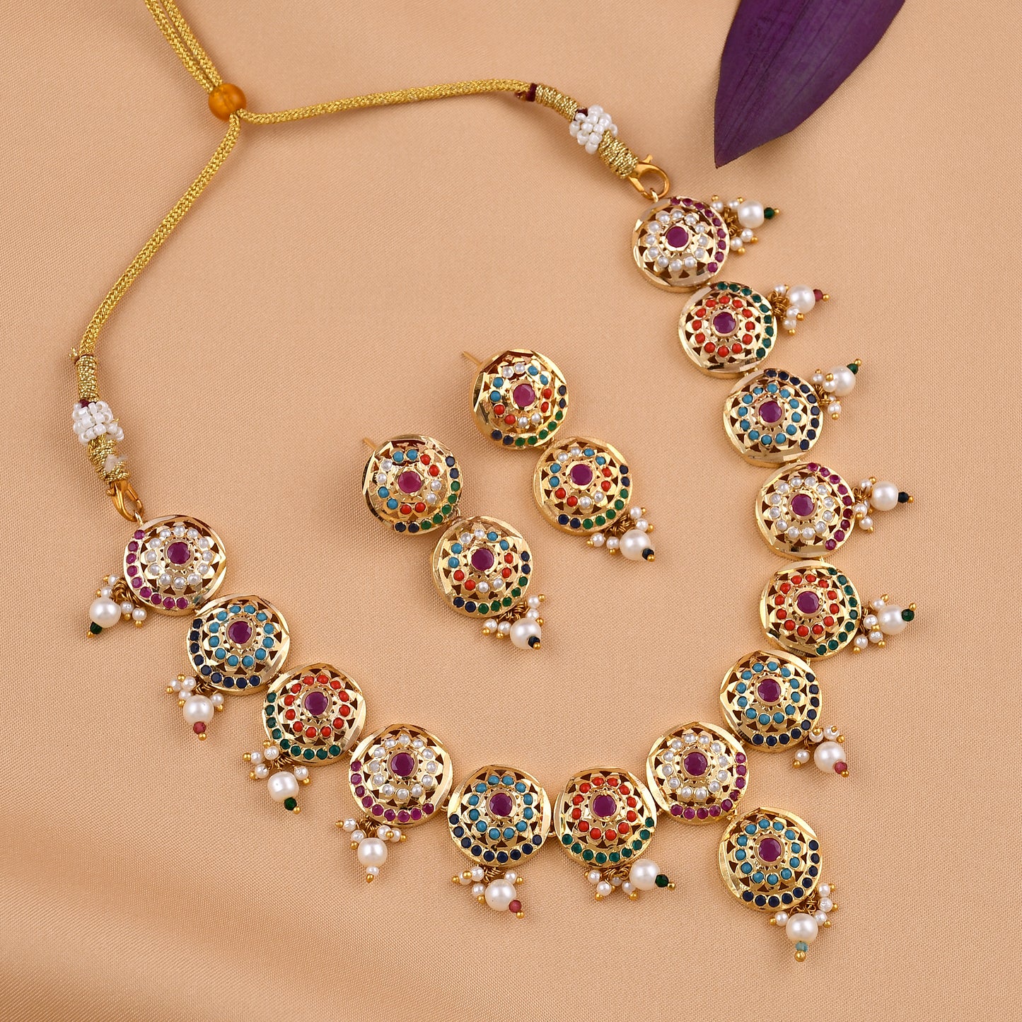 Traditional Jadaau Necklace Set