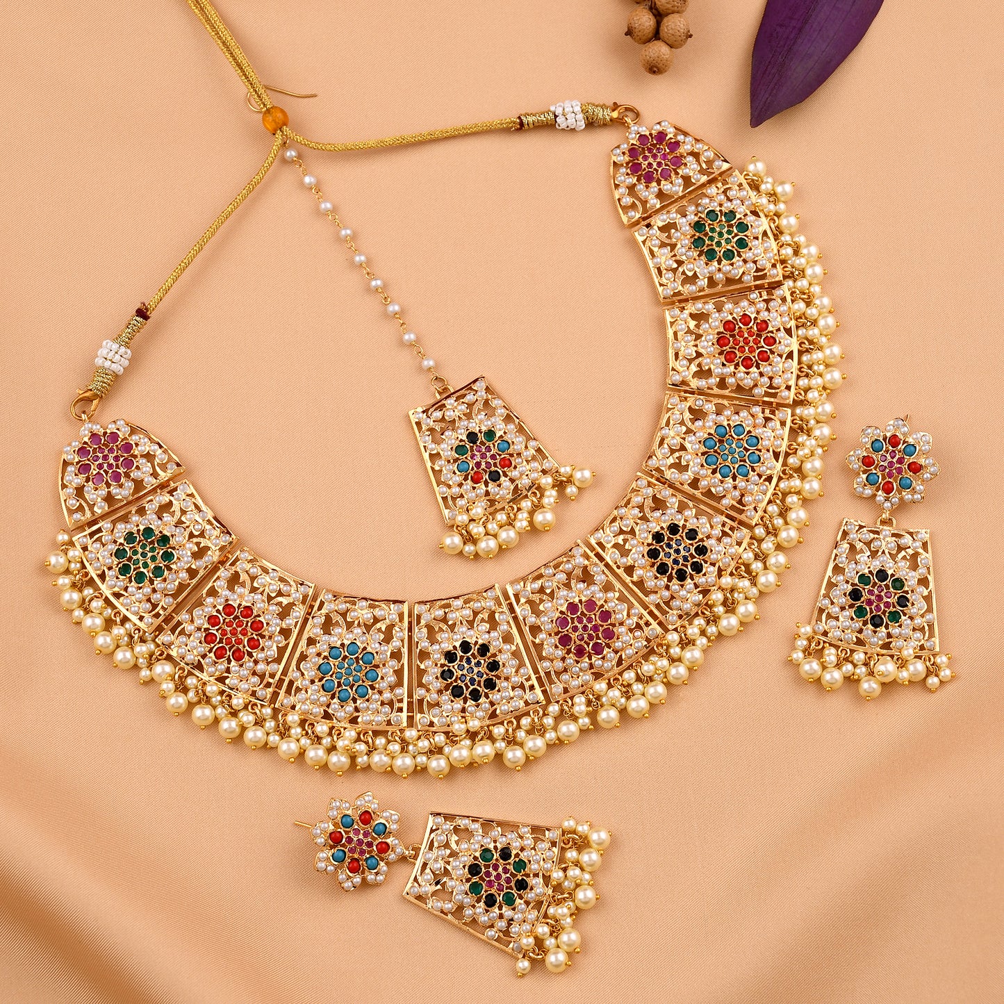 Jadau Chand Necklace Set