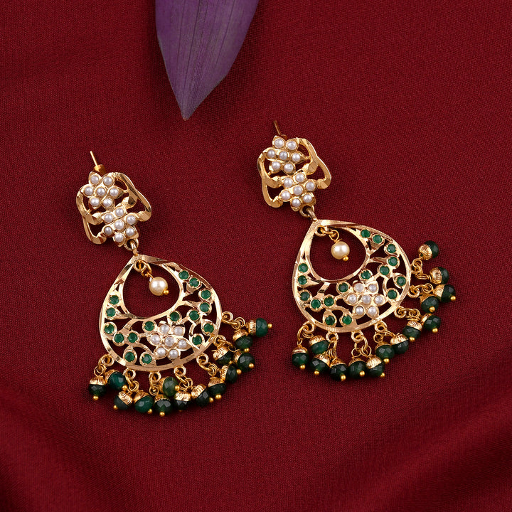 Dazzling Gold Plated Jadau Necklace Set