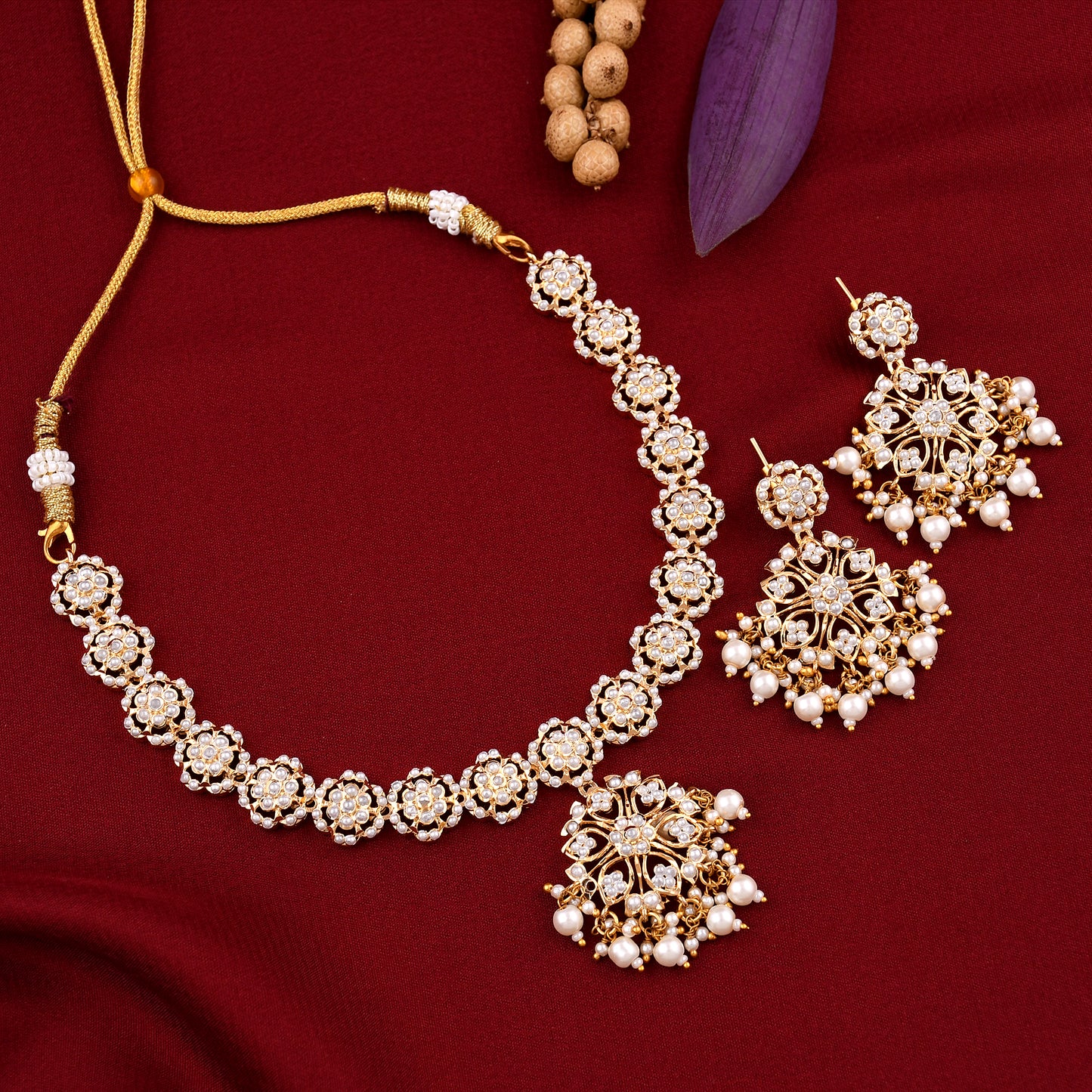 Flower Design Gold Plated Jadaau Necklace Set