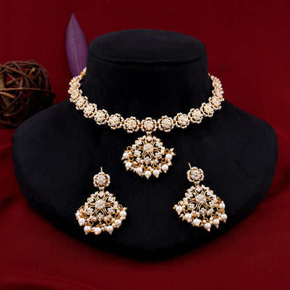 Flower Design Gold Plated Jadaau Necklace Set