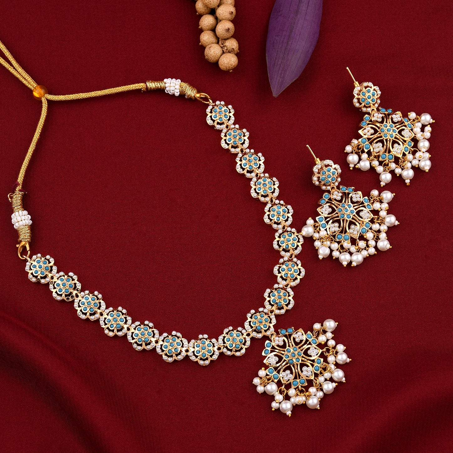 Flower Design Gold Plated Jadaau Necklace Set
