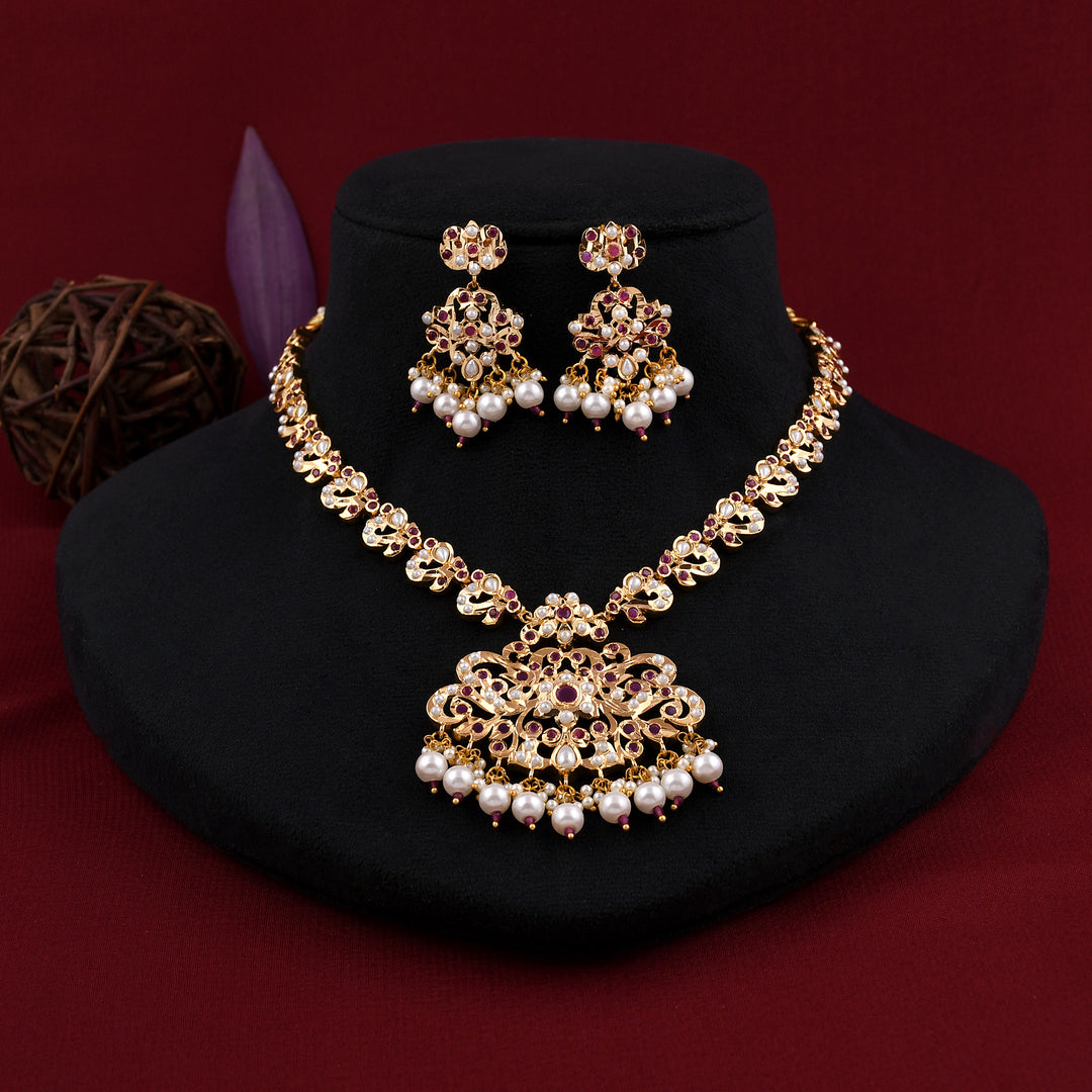 Classic Jadaau Necklace Set