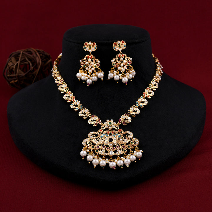 Classic Jadaau Necklace Set