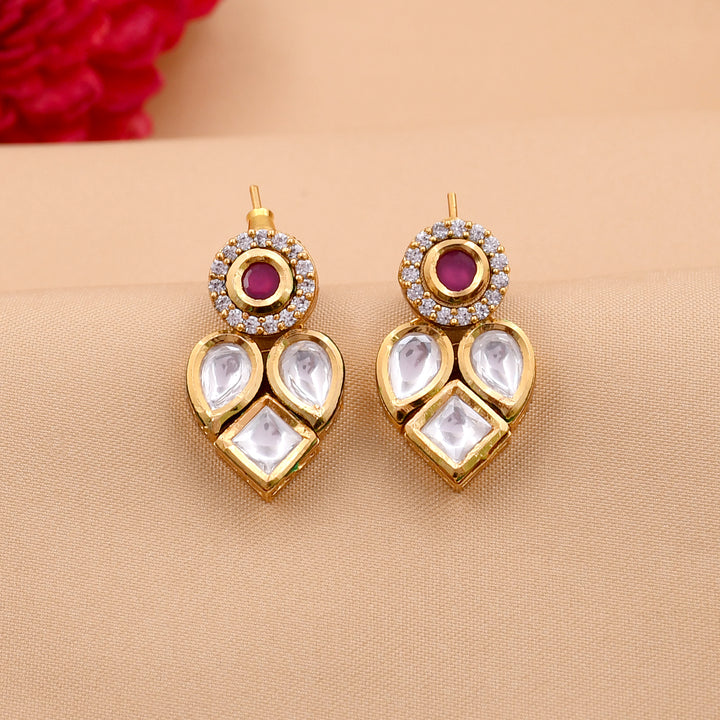 Classy Ruby Colour Kundan Pendant Set