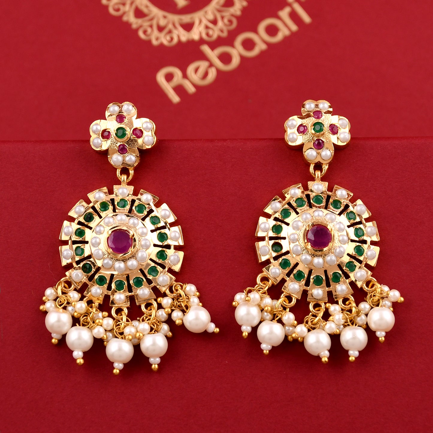 Elegant Sparkling Circle Pearl Jadaau Earrings