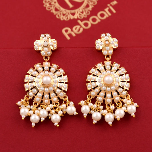 Elegant Sparkling Circle Pearl Jadaau Earrings