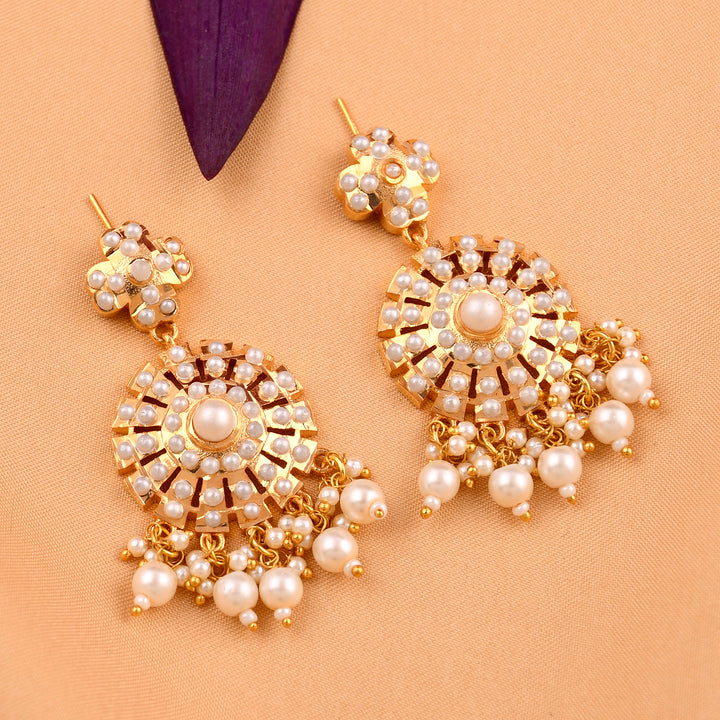 Elegant Sparkling Circle Pearl Jadaau Earrings