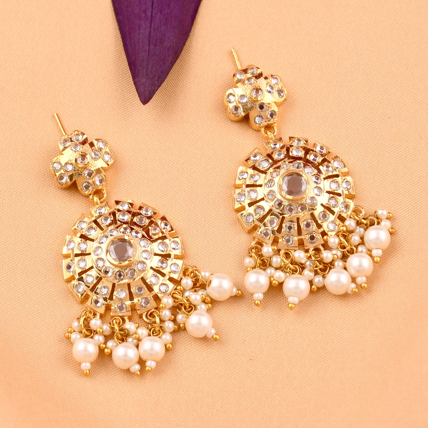 Elegant Sparkling Circle Pearl Jadaau Earrings