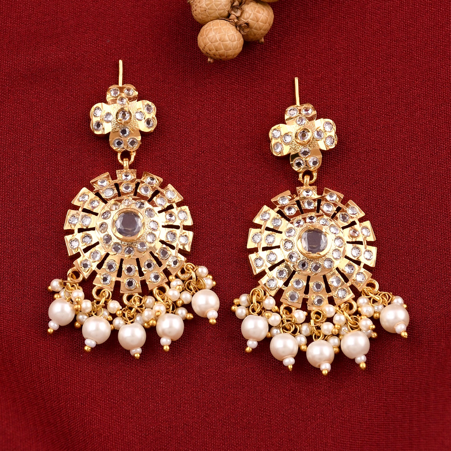 Elegant Sparkling Circle Pearl Jadaau Earrings