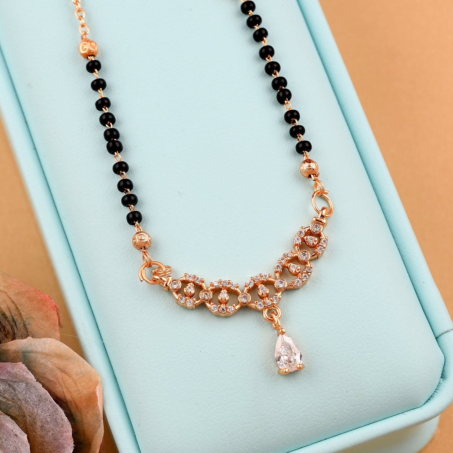 Single Line Mangalsutra